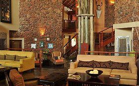 Tau Game Lodge Madikwe Game Reserve